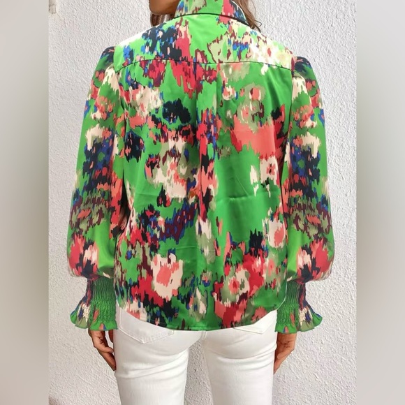 Jane Chic Designs Plus Size Sublimation Blouse - Picture 5 of 9